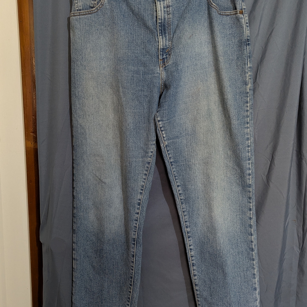Levi's Men's Relaxed Tapered Blue Jeans